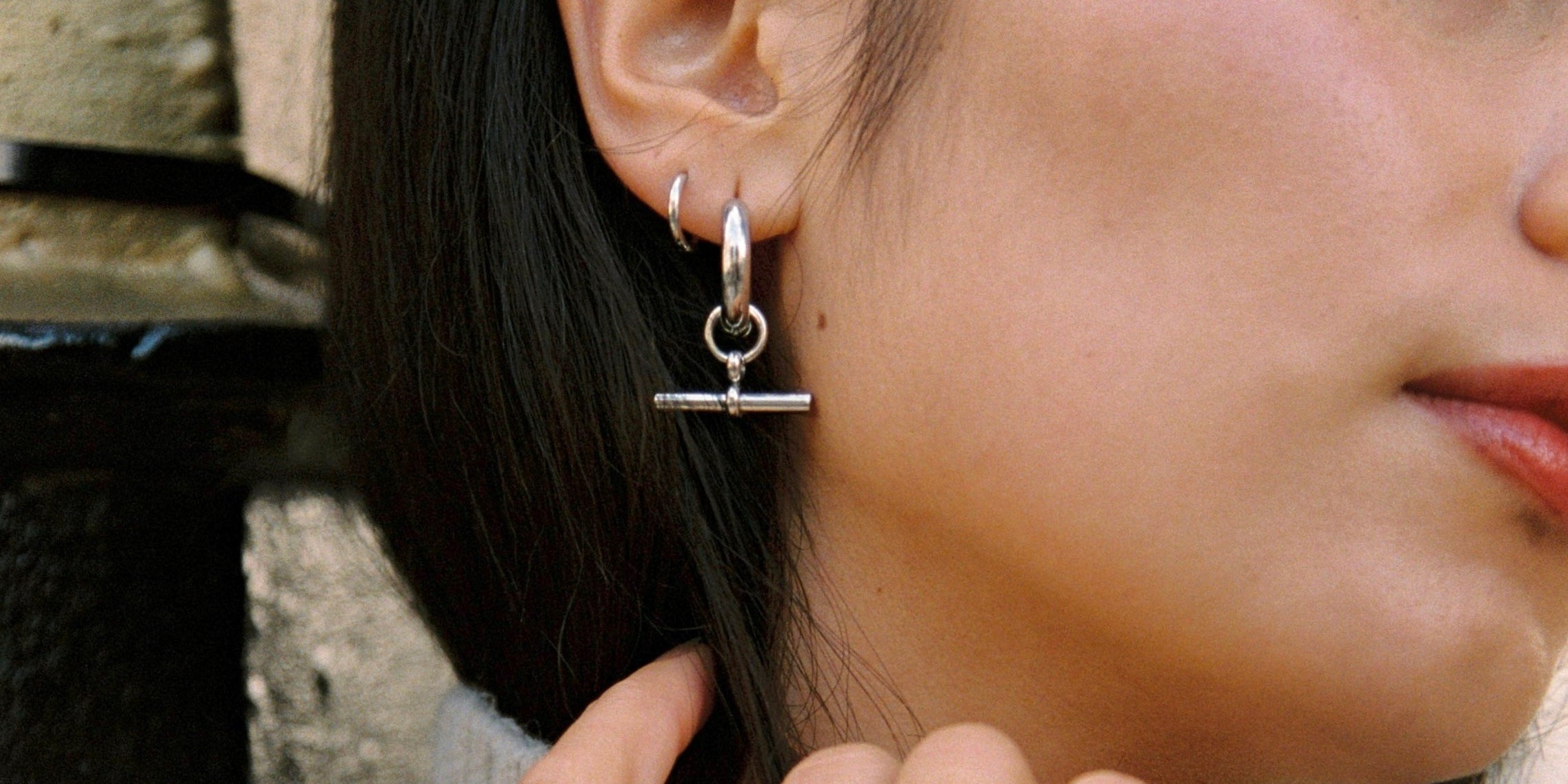 silver t-bar hoops