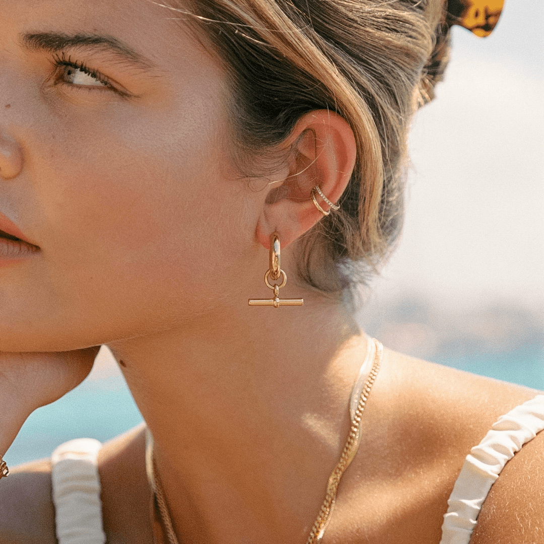 The Illusion CuffBy Rae