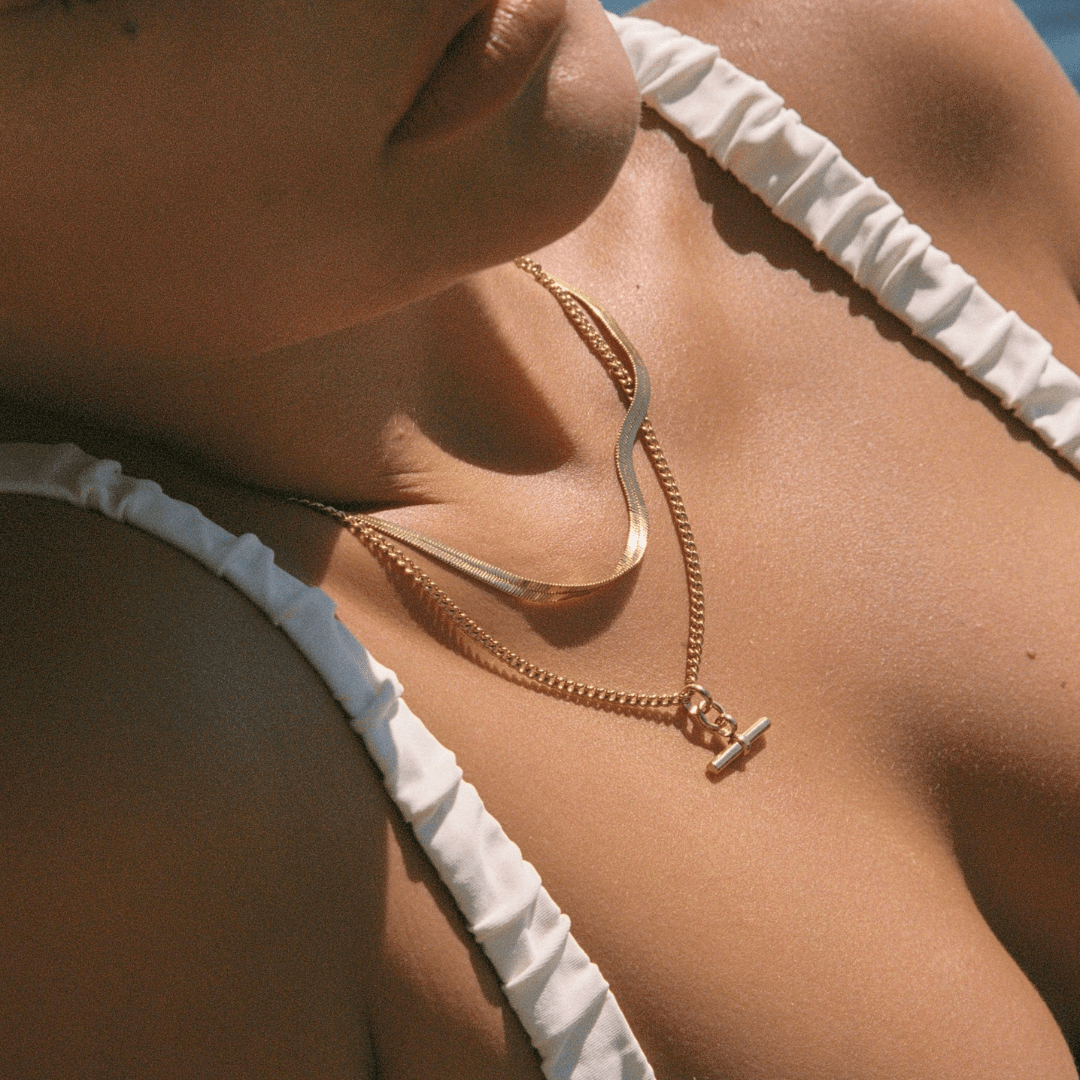 The Piha T-Bar Necklace - Skinny CurbBy Rae