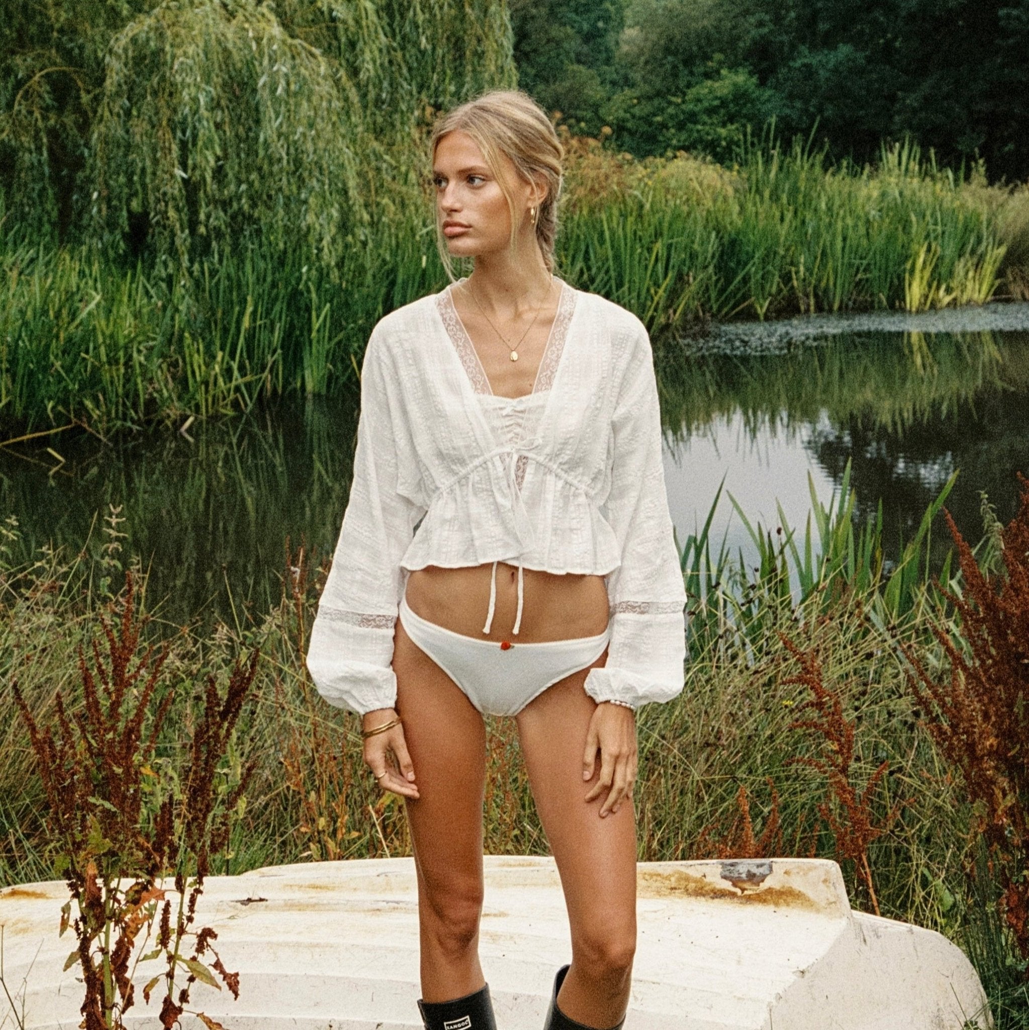 The Waterdrop PendantBy Rae